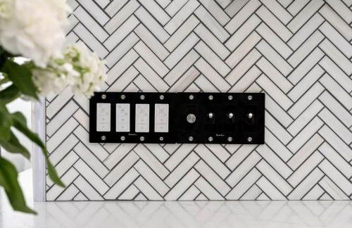 Versace Mansion Neighbor (Floor 1) Sleeps 9 - Foto 24