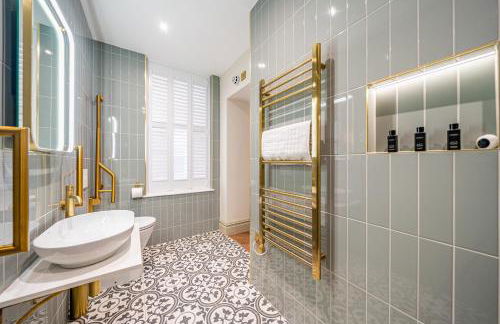 St Mary's Quarters - Photo 91