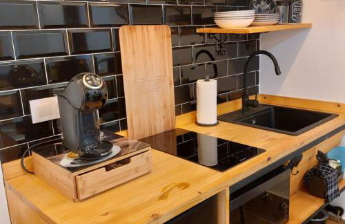 Apartamento completo distancia 350m Chamartin - Photo 18