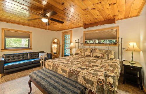 Linville Gorge Cottage with Hot Tub - Photo 6