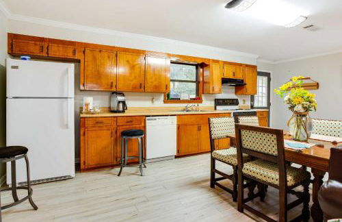 Doyline Cottage with Large Porch and Lake Access! - Foto 11