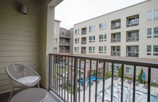 Huntington Apartments near Cameron Run - We Host - Photo 106