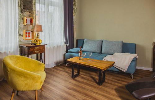 Charmanter Altbau zwischen Altstadt und Klinikum mit Parkplatz - Foto 37