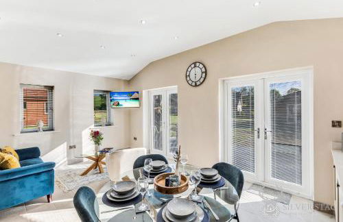 Charming 2 Bedroom Limestone Lodge Perfect for Families - Foto 12