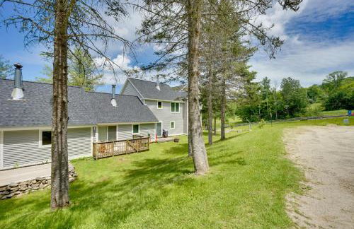 Ski-In/Ski-Out Magic Mountain Condo w/ Deck! - Foto 32