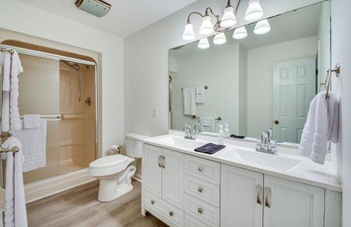 Charming Seneca Home - 3 Mi to Memorial Stadium! - Foto 14