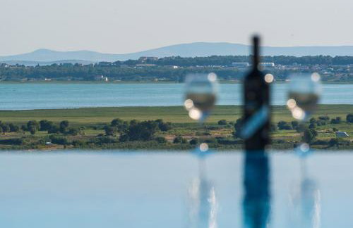 Stone Villa Cara d Oro - Heated Infinity Pool & Views - Photo 54