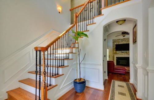 High Point Vacation Rental with Private Deck! - Photo 4