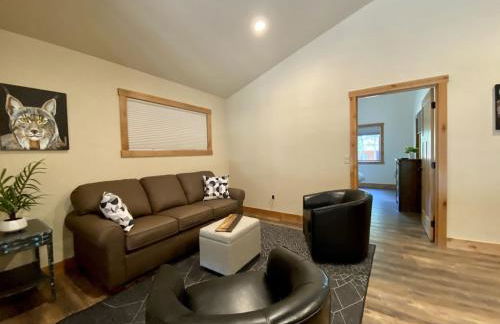 Luxury Townhome in Exclusive Eagle Bend - Photo 16