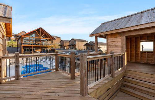 Private Hot Tub, Lake View, 72400 of Free Daily Tickets, Unique Floor Plan! - Foto $