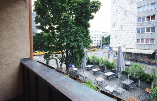 ALFA Stuttgart City 4ZW Beste City Lage Berliner Platz max 8 Personen Netflix Küche WM l 4BR 7 Beds 8 people l Fully equipped Kitchen & Bathroom - Foto 14