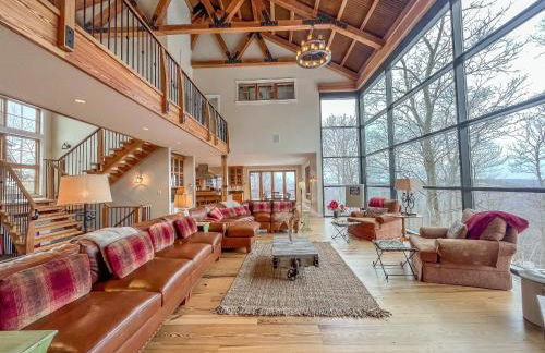 Stunning Luxury Ski-InSki-Out Home w Hot Tub - Foto 4