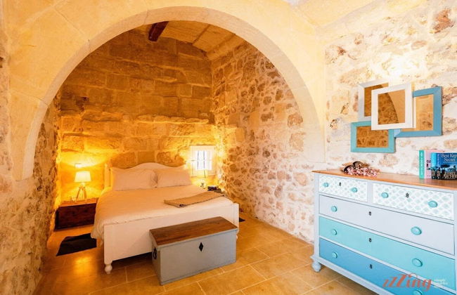 A Stunning Gozo Farmhouse With a Large Pool - Foto 13