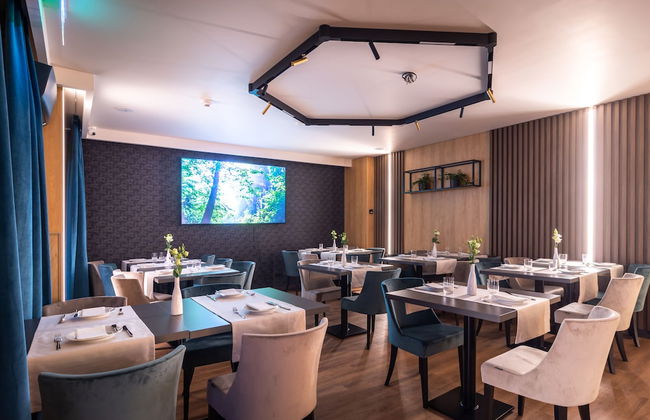 Aparthotel NOX - Photo 60