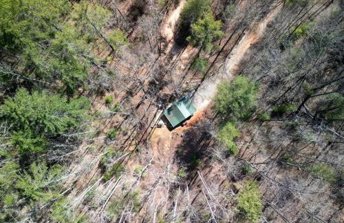 Private Mtn Love Shack w/ fast wifi, BBQ & view - Foto 3