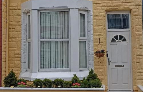 Home from Home near LFC & train station - Foto 34