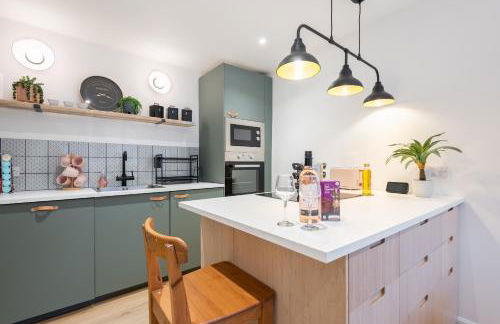 The Pinkish House - 4 bed home in the town centre - Foto 23