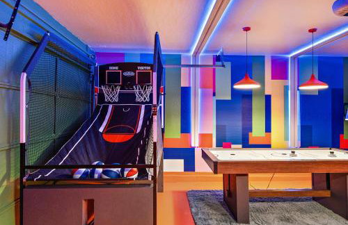 Chill and Relax Luxury Retreat with Pool Spa Game Room and Steam Room - Foto 44