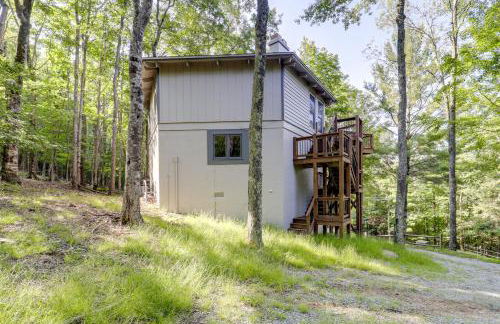 2 Mi to Skiing! Wooded Beech Mtn Retreat with Decks - Foto 33