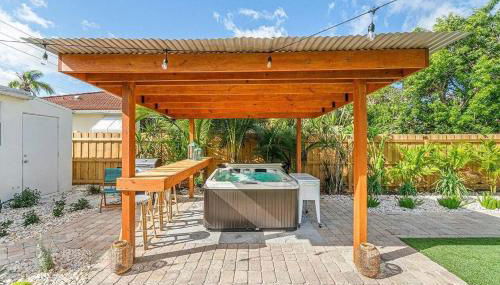 Tank Pool, Putting Green & 1 Mile to the Beach! - Foto 2