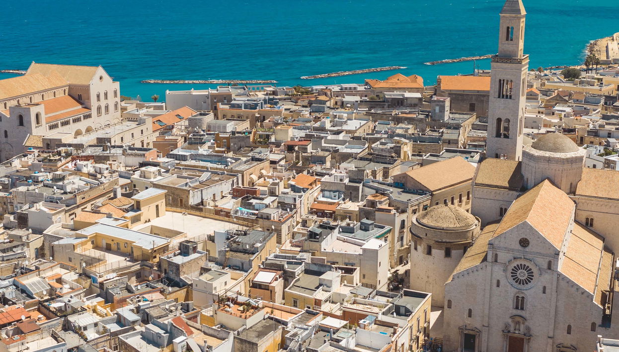 Visita guiada por Bari con espectáculo musical