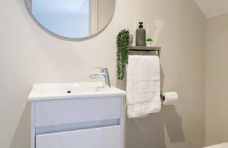 Luxury Penthouse ~ Super King Bed 5 min to Beach - Foto 21