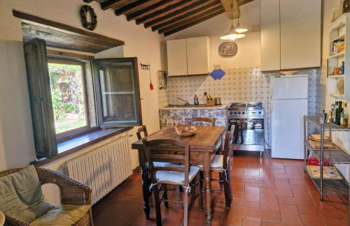 PERGOLA at Le Pietraie a cottage with many flowers - Foto 7