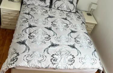 Luxury 4 Bed 3 bath 6 mins from City Renter - Foto 5