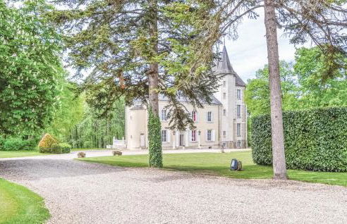 Awesome Home In Ardentes - Foto 9