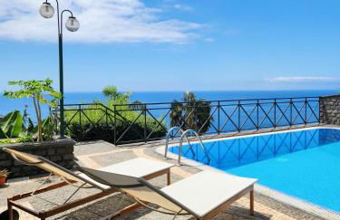 Villa Ocean Wave Calheta - Oversized Pool & Stunning Ocean Views - Photo 39