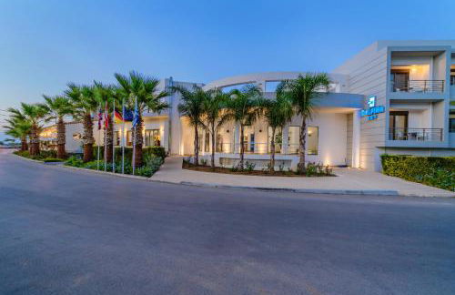 Delfina Boutique Hotel - Photo 6