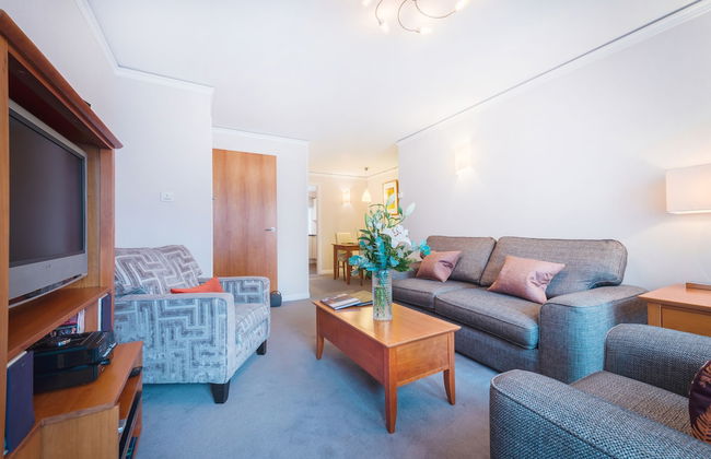 The Knight Residence Apartments by Mansley - Photo 57