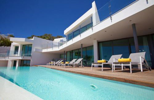 Serene Escape: Seaside Villa in Ibiza, 1001 - Foto 8