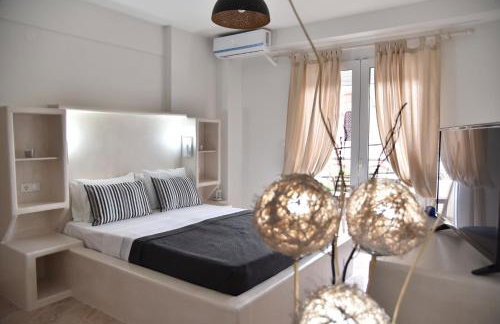 KyMa Studios and Suites - Photo 1