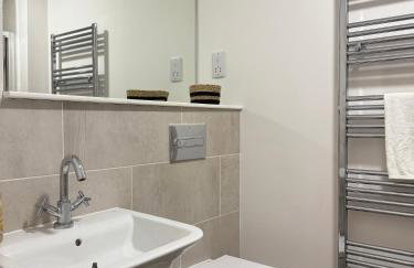 Picturesque Tornagrain Apartment 2bed Free Parking WiFi - Near Inverness Airport - Photo 27