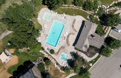 Bigfoots Alpine Retreat MH710By Powder Mtn Hot Tub - Photo 73