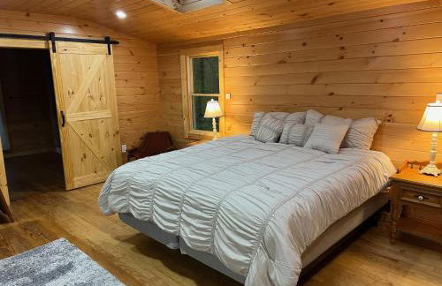 Perfect Maine Getaway in a Newly Renovated Cabin! - Foto 13