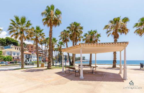 Living4malaga Seafront Duplex - Photo 27