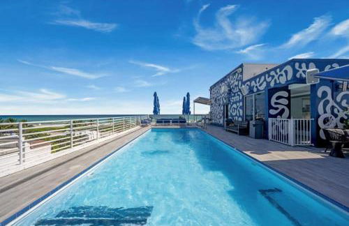 Ocean Drive Studio Roof top Pool and Bar - Foto 8