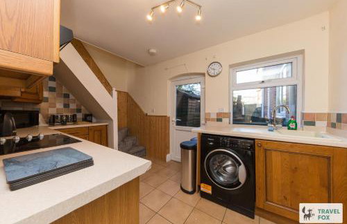 Rocester Rest close to Alton Towers & JCB, Netflix - Foto 28