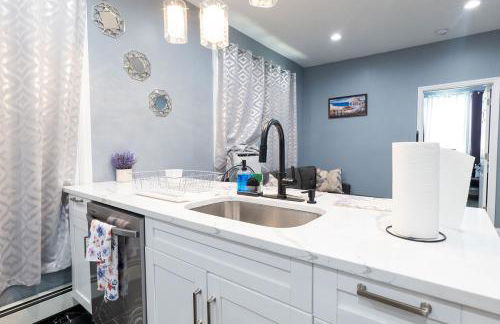 New Apartment Liberty State Park Jersey City NJ Airport Train Manhattan NYC - Foto 35