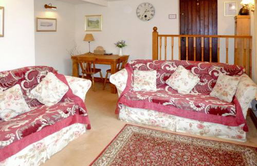 The Old Coach House - Photo 2