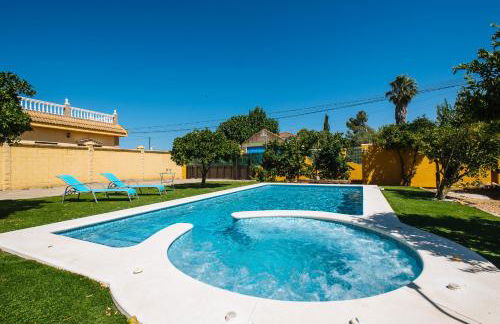 Villa Oasis Los Naranjos con jacuzzi 15 min Sevilla - Foto 6