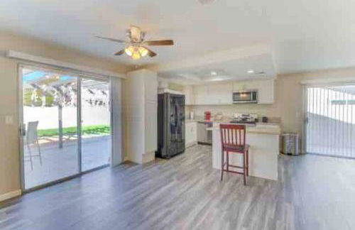 Special Sale King Bed EV Charger Rain Shower - Foto 14