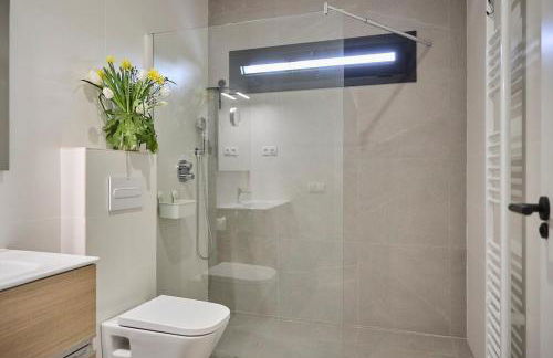 Villa Sitges Casa Selva 7 minutos de Sitges en coche Diseño Comodidad Nueva Ideal para Vacaciones - Photo 35