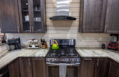 Central location Hot Tub Heated Pool Digital Game Table - Foto 16