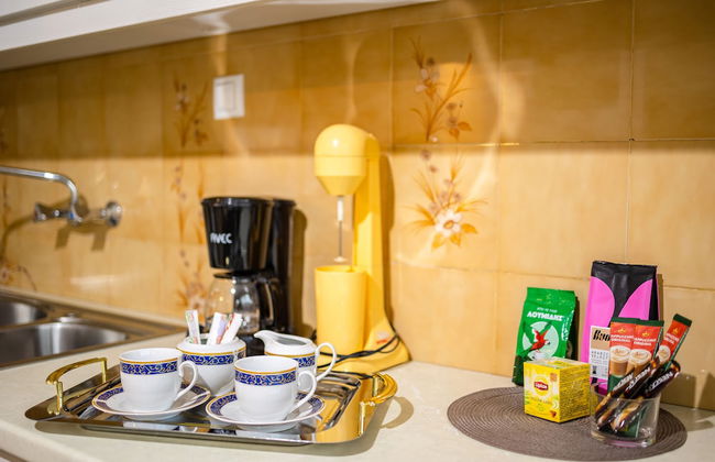 Seaside Family Haven - Avia's Spacious Getaway - Foto 17