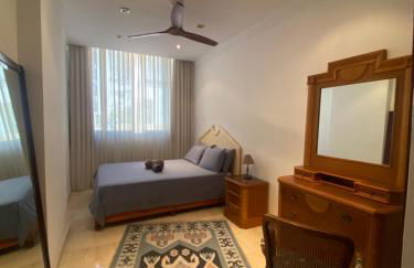 Marbella Beach Front Edificio Mayoral Centro Ciudad y Primera Línea Playa Muy Amplio y Espacioso - Foto 32