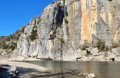 Maison au calme avec piscine Vallon Pont d'Arc - Foto 32