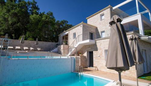 White Villas - Photo 2